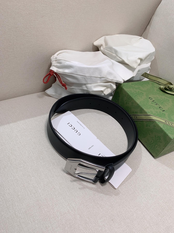 スーパーコピーグッチベルト細部ディテール